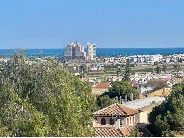Chalet en Venta en Torrevieja, Alicante