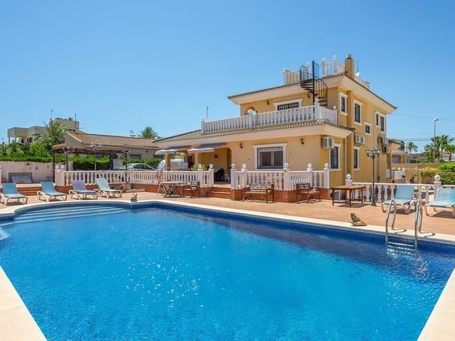 Chalet en venta en Torrevieja, Alicante Costa Blanca
