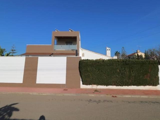 Chalet en venta en Torrevieja, Alicante Costa Blanca