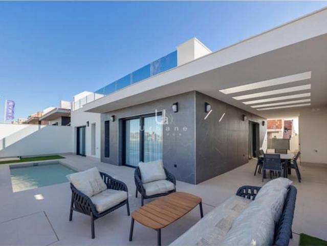 Chalet en venta en Torrevieja, Alicante Costa Blanca
