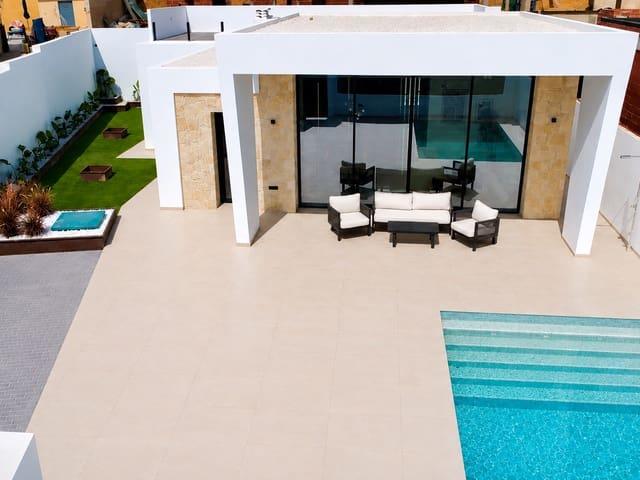 Chalet en venta en Torrevieja, Alicante Costa Blanca