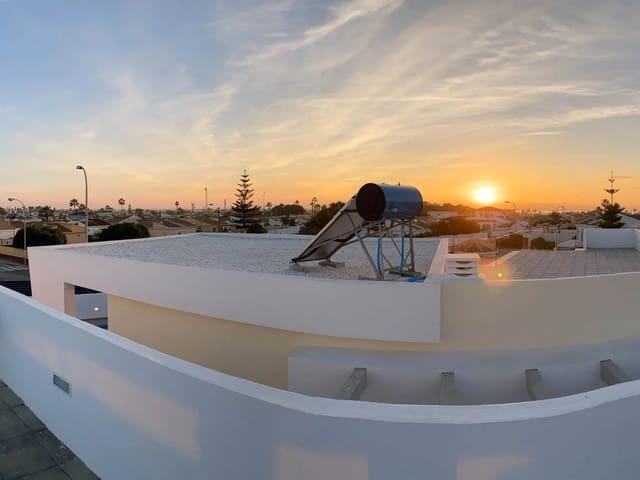 Chalet en venta en Torrevieja, Alicante Costa Blanca