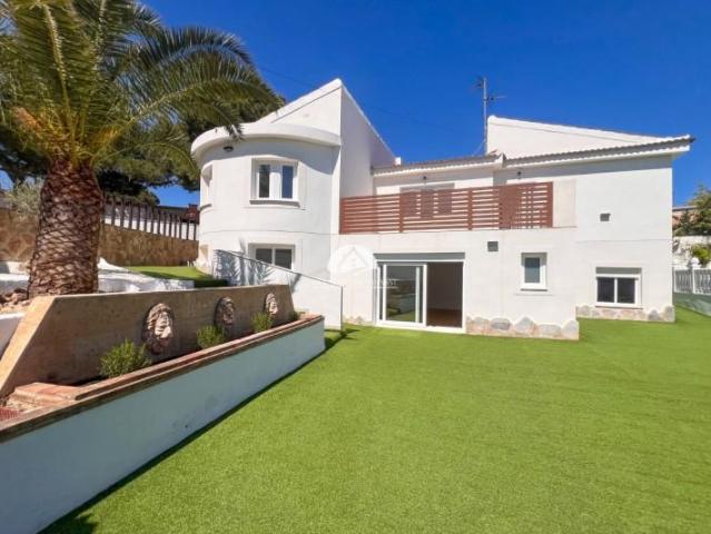 Chalet en venta en Torrevieja, Los Balcones
