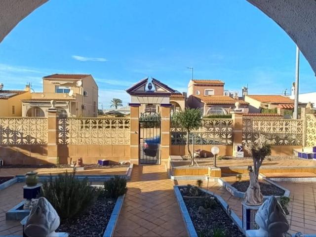 Chalet en venta en Torrevieja, Los Balcones Los Altos. Chalets.