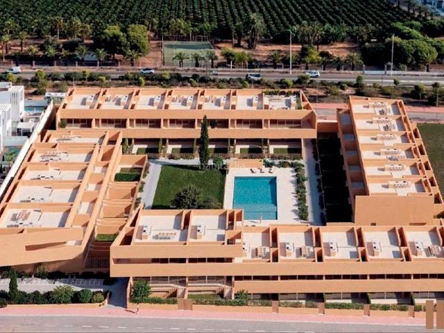 Chalet en venta en Torrevieja, Los Balcones Los Altos. Costa Blanca Eiendom presenta este exclusivo proyecto residencial en Los Balcones, Torrevieja, una propuesta inmobiliaria que comb. Chalets.