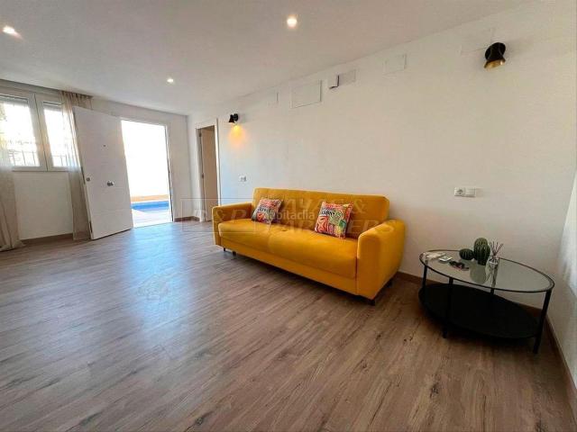 Chalet en venta en Torrevieja, Miramar Torre del Moro. Chalet en venta en Torre del Moro Residencial Miramar, 4 dormitorios. Chalets.