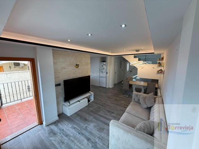Chalet en venta en Torrevieja, Parque Acuático Sector 25. TorreviejaChalet. Chalets.