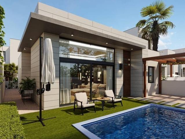 Chalet en venta en Torre de la Horadada, Alicante Costa Blanca