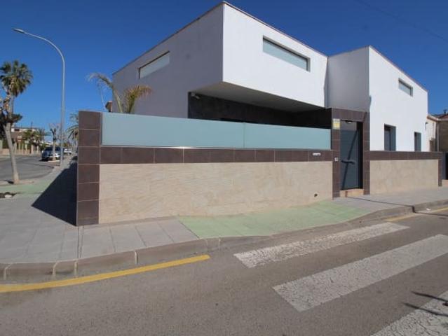 Chalet en venta en Torre de la Horadada, Alicante Costa Blanca