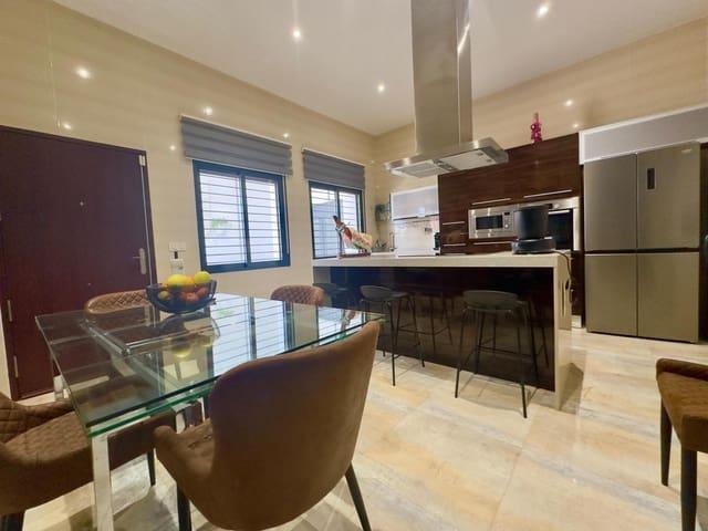 Chalet en venta en Torre de la Horadada, Alicante Costa Blanca