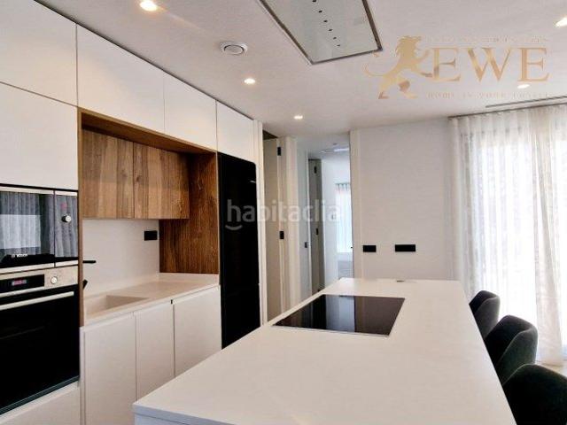 Chalet en venta en Torre Pacheco, Mar Menor golf. Una casa terminada en Santa Rosalia Lake and Life Resort. Chalets Torre.