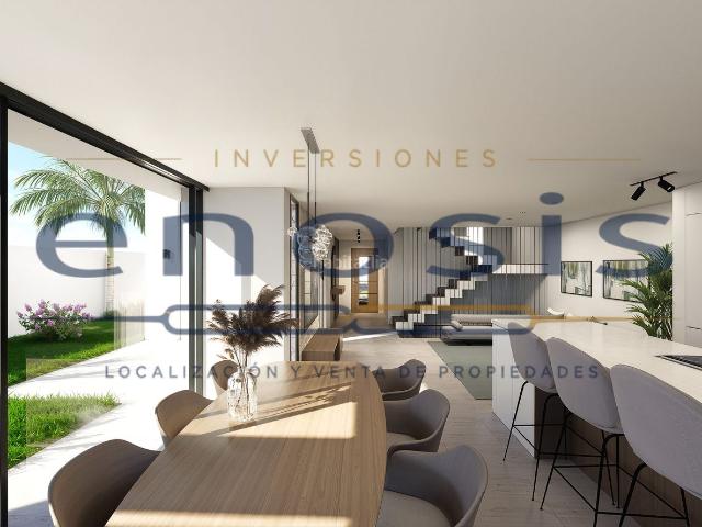 Chalet en venta en Torre Pacheco, Mar Menor golf. Exclusiva villa en primera línea de lago en Santa Rosalía. Chalets Torre.