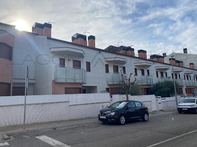 Chalet en venta en Torrefarrera, de 430 m² 5 habitaciones por 396.000