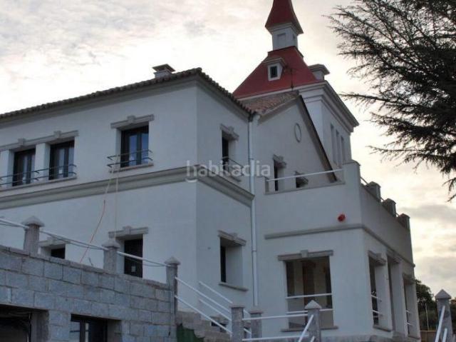 Chalet en venta en Torrelodones, Casco Antiguo. Chalets.