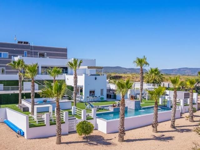 Chalet en venta en Torremendo, Alicante