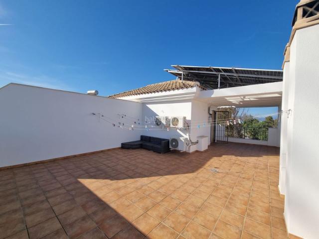 Chalet en venta en Torremolinos, El Pinar Palacio de Congresos. Pareado en venta en El Pinar Palacio de Congresos, 5 dormitorios. Chalets.