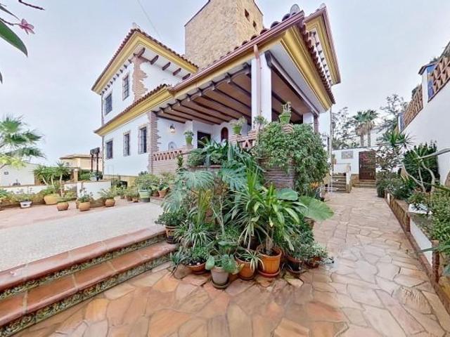 Chalet en venta en Torremolinos, El Pinillo