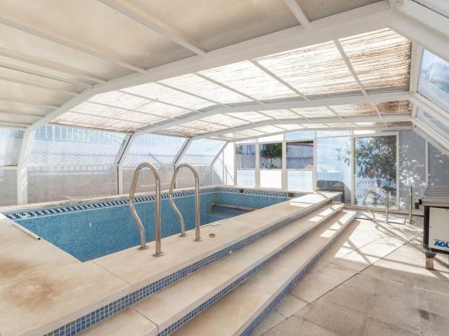 Chalet en venta en Torremolinos, Los Álamos. Chalet Individual en venta en Los Alamos, 4 dormitorios. Chalets.