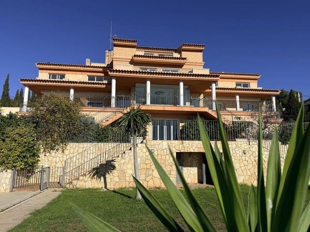 Chalet en venta en Torrent, Valencia