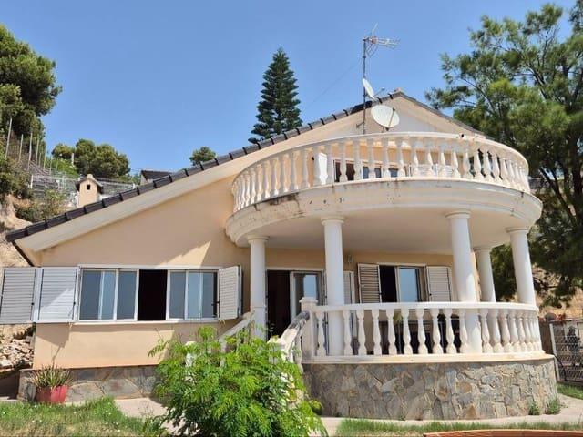 Chalet en venta en Torrent, Valencia
