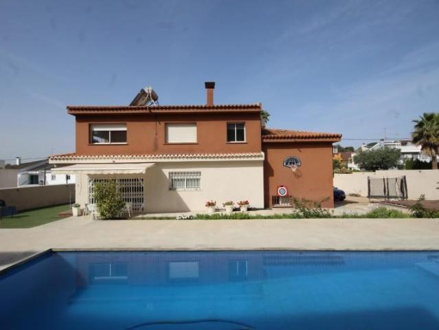 Chalet en venta en Torrent, El Vedat