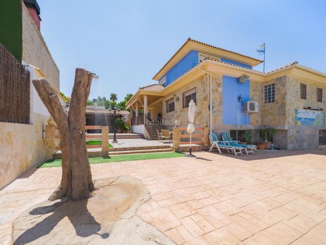 Chalet en venta en Torres de Cotillas Las. Chalet de Lujo en El Coto Un Oasis de Elegancia y Confort. Chalets Torres de Cotillas.