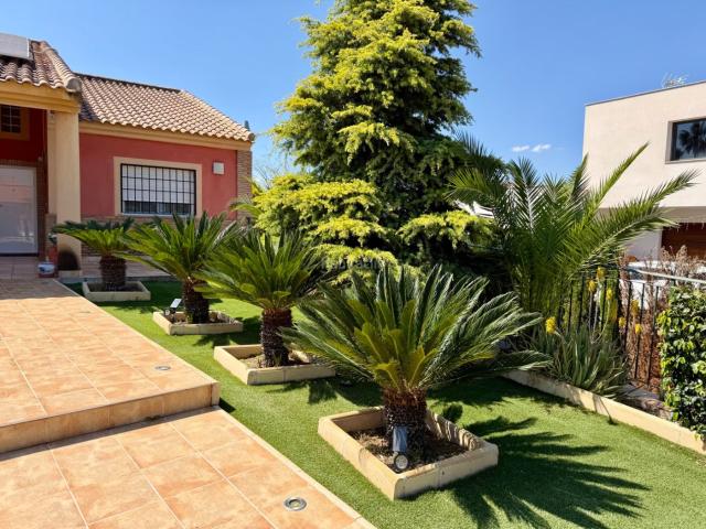 Chalet en venta en Torres de Cotillas Las. Chalet para disfrutar cada espacio. Chalets Torres de Cotillas.