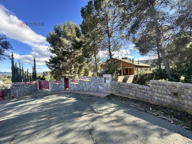 Chalet en venta en Torres Torres. Chalet en venta en Urb. El Tochar, 3 dormitorios. Chalets Torres.