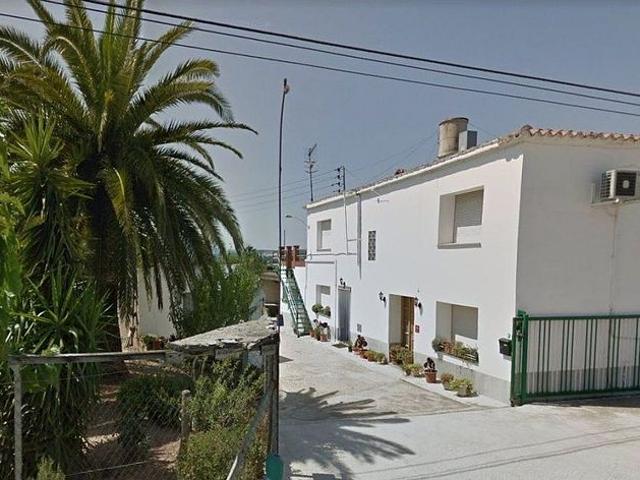 Chalet en venta en Tortosa, de 215 m² 6 habitaciones por 225.000