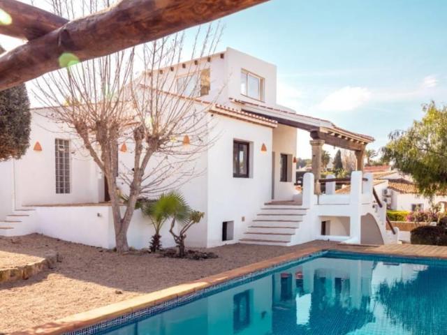 Chalet en venta en Toscal Encantadora propiedad de estilo ib. 178m² Jávea Xabia