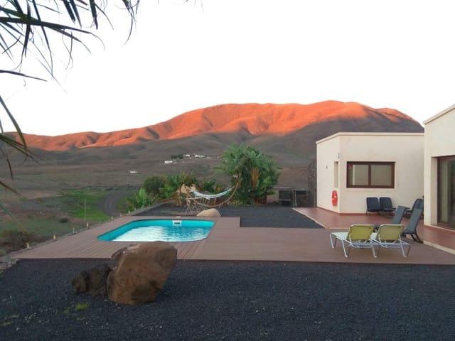 Chalet en venta en Tarajalejo, Fuerteventura