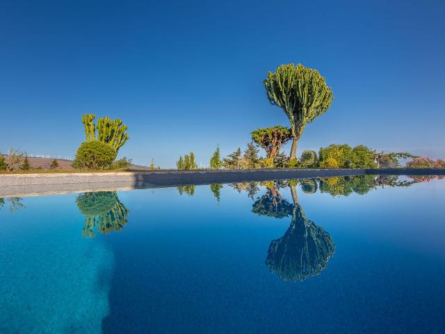 Chalet en venta en Tarifa, Facinas. Villa en Betijuelo. Chalets.