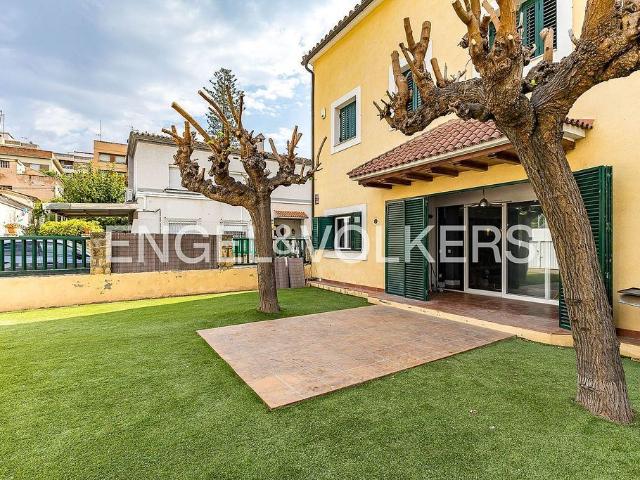 Chalet en venta en Tarragona, de 222 m² 6 habitaciones por 795.000