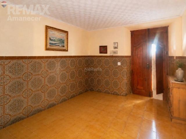 Chalet en venta en Teulada. Casa de pueblo con gran POTENCIAL para reformar en el centro de Teulada. Chalets.
