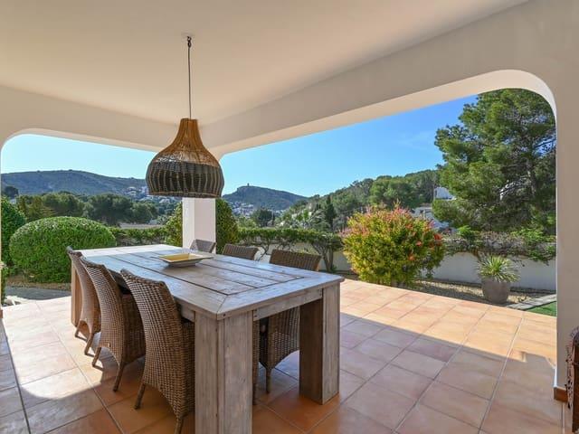 Chalet en venta en Teulada Moraira, Alicante