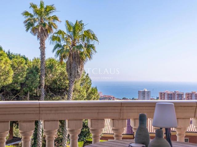 Chalet en venta en Teià. Chalet independiente con vistas al mar en Teià. Chalets.