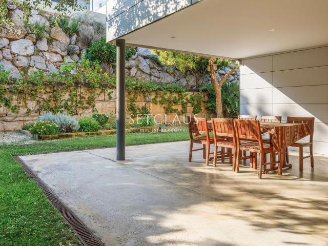 Chalet en venta en Teià. Diseño, mucha luz y acabados de alta calidad. Chalets.