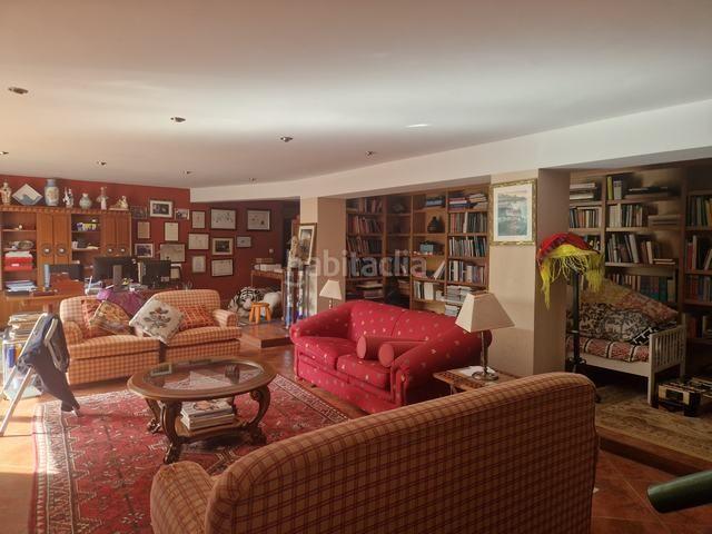 Chalet en venta en Teo. Azabache vende chalet en Os Tilos. Chalets.