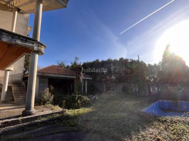 Chalet en venta en Teo. Chalets.