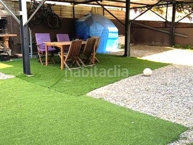 Chalet en venta en Terrassa, Can Parellada. CASA A 4 VIENTOS EN ZONA RESIDENCIAL CON LOCAL INDEPENDIENTE. Chalets.