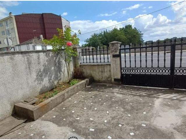 Chalet en Venta en Trabadelo, Lugo