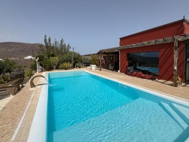 Chalet en venta en Tuineje, Fuerteventura