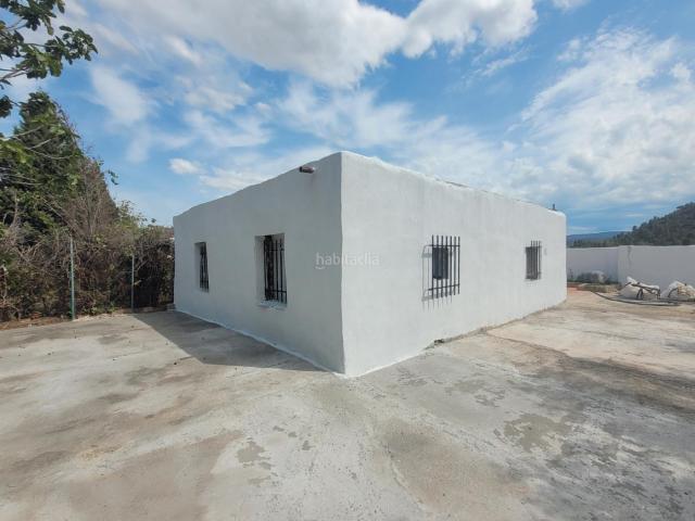 Chalet en venta en Turís. Chalets.