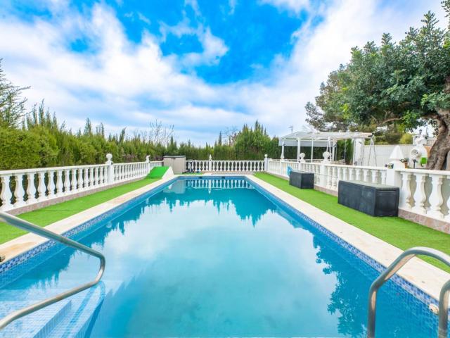 Chalet en venta en Turís Valencia