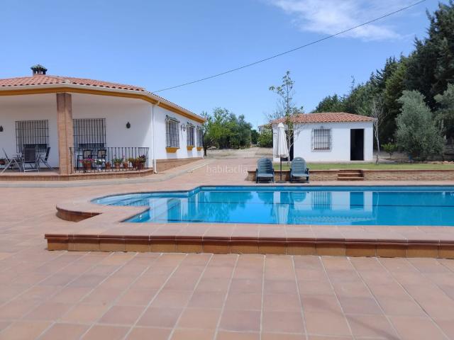 Chalet en venta en Úbeda. SE VENDE PRECIOSO CHALET EN URBANIZACION SAN BARTOLOME UBEDA. Chalets.