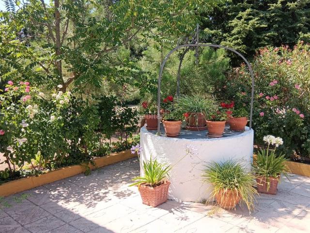 Chalet en venta en Úbeda. PRECIOSO CHALET EN PLANTA BAJA A 5 MINUTOS DE UBEDA. Chalets.