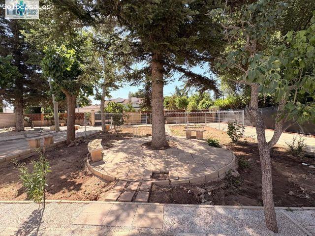 CHALET EN VENTA EN URBANIZACION PRIVADA