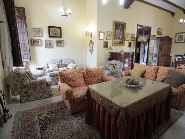 CHALET EN VENTA EN URBANIZACIÓN ROSALEDA DE LA PLATA