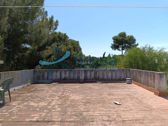 Chalet en venta en Utrera, Pedanías Norte. Venta de Chalet independiente en Urbanización El Fantasma Utrera Sevilla. Chalets.