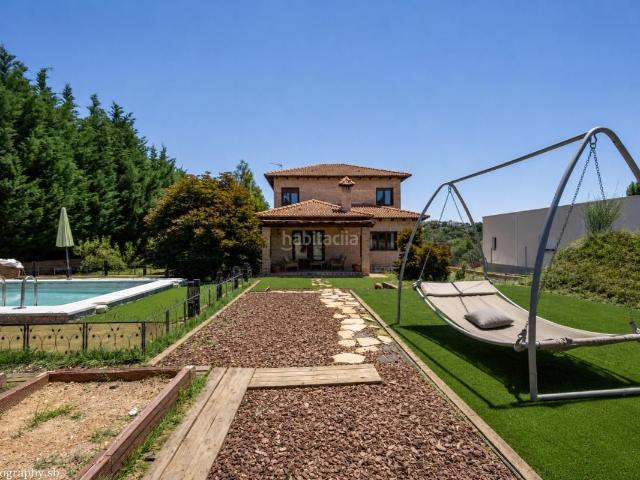 Chalet en venta en Valdemorillo, Cerro Alarcón. Chalets.